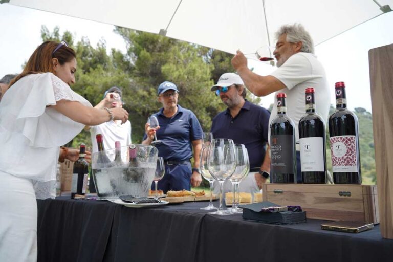 Gara di golf organizzata da AdHoc Sanremo, momento degustazione