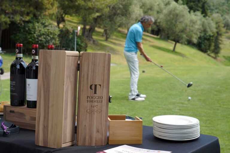 Gara di golf organizzata da AdHoc Sanremo, momento degustazione